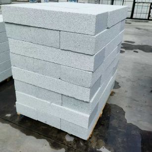 南通 芝麻白两面荔枝面台阶石