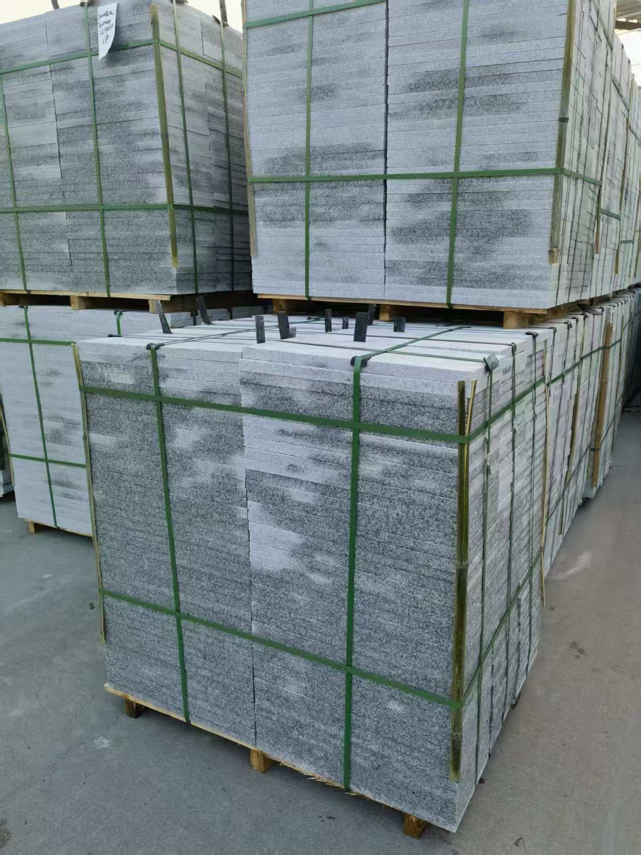 南通 芝麻白地铺石材
