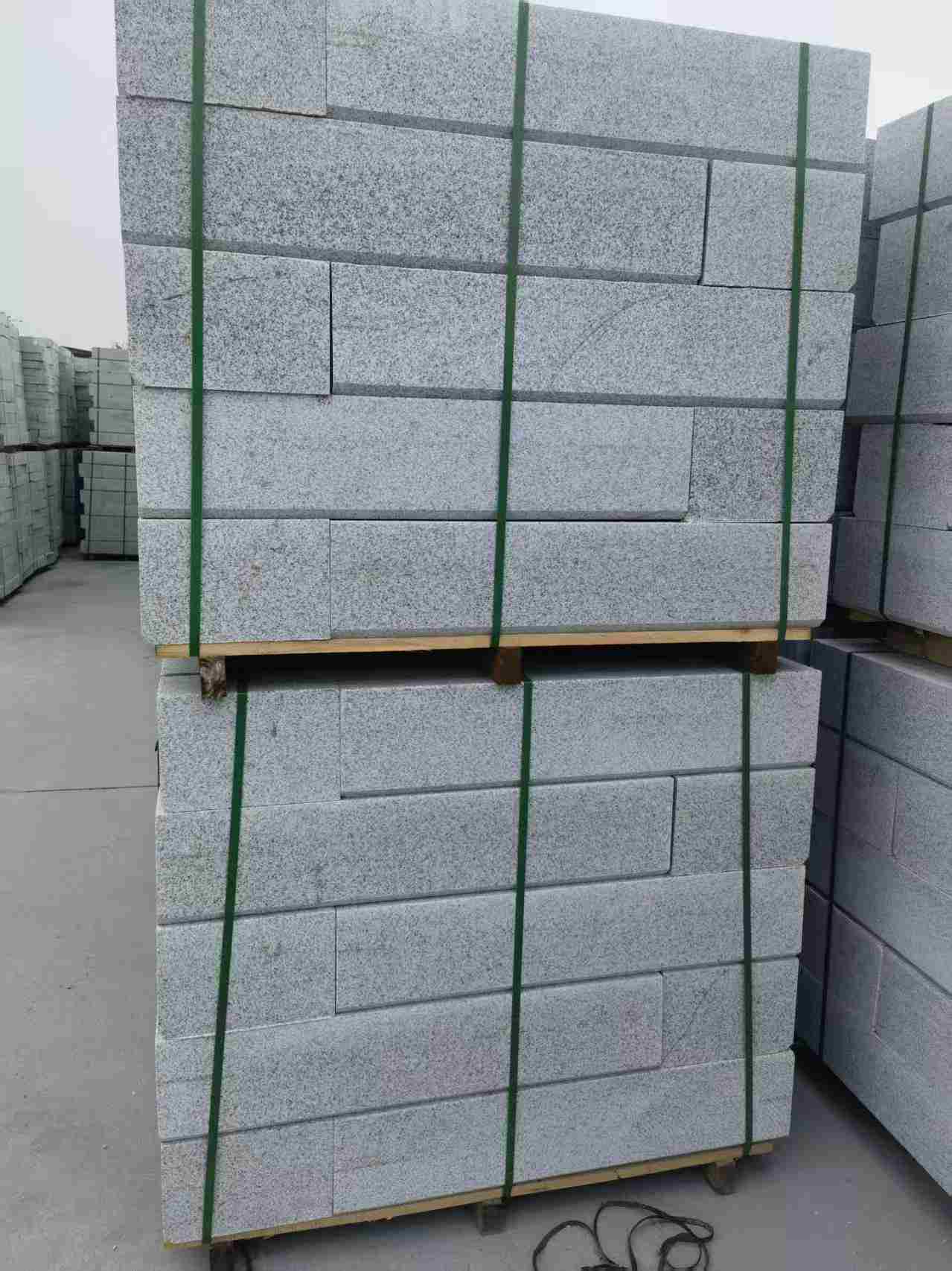 南通芝麻白路沿石