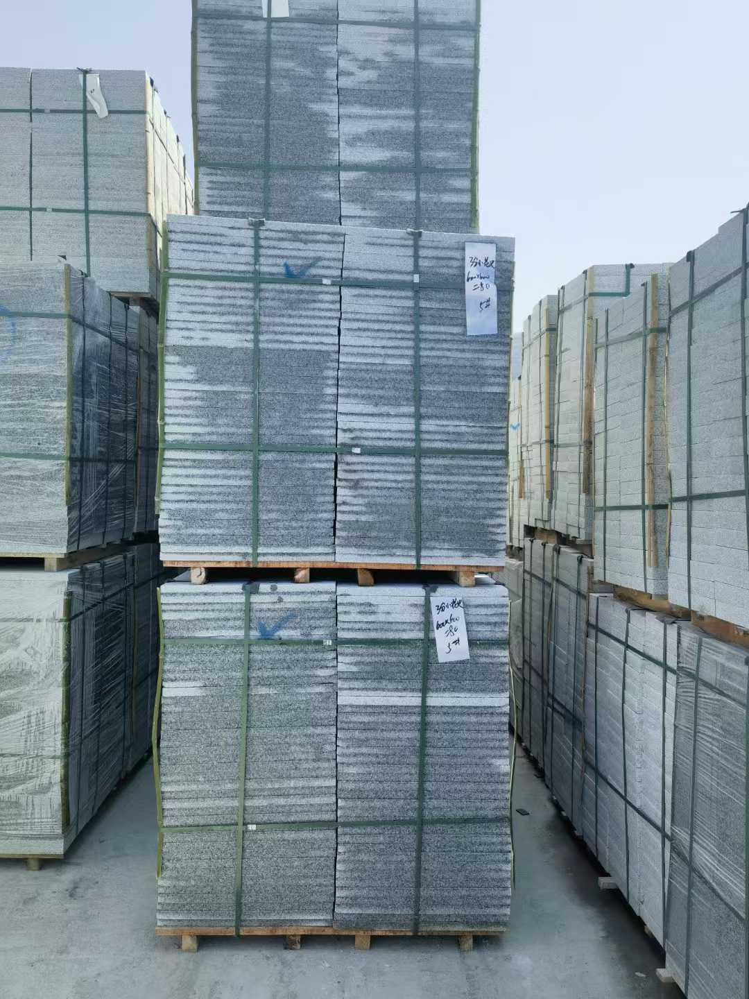 南通芝麻白地铺成品